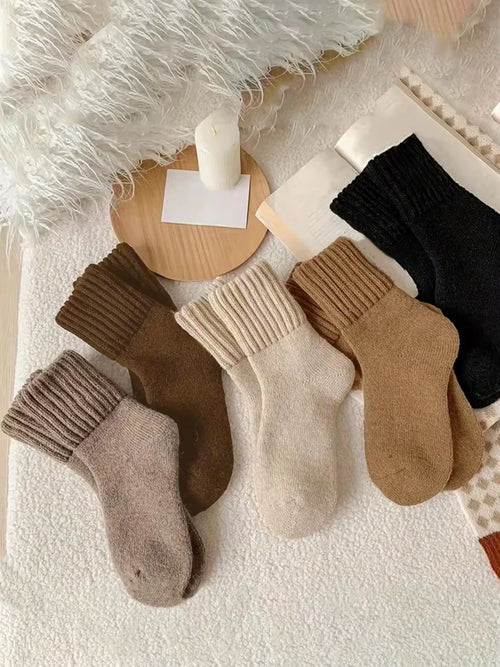 1 Pairs of Women'S Winter Socks, Warm and Thick Knitted Soft Mid-Calf Socks, Plush Socks, Women'S Knitted Socks, Thick and Cozy